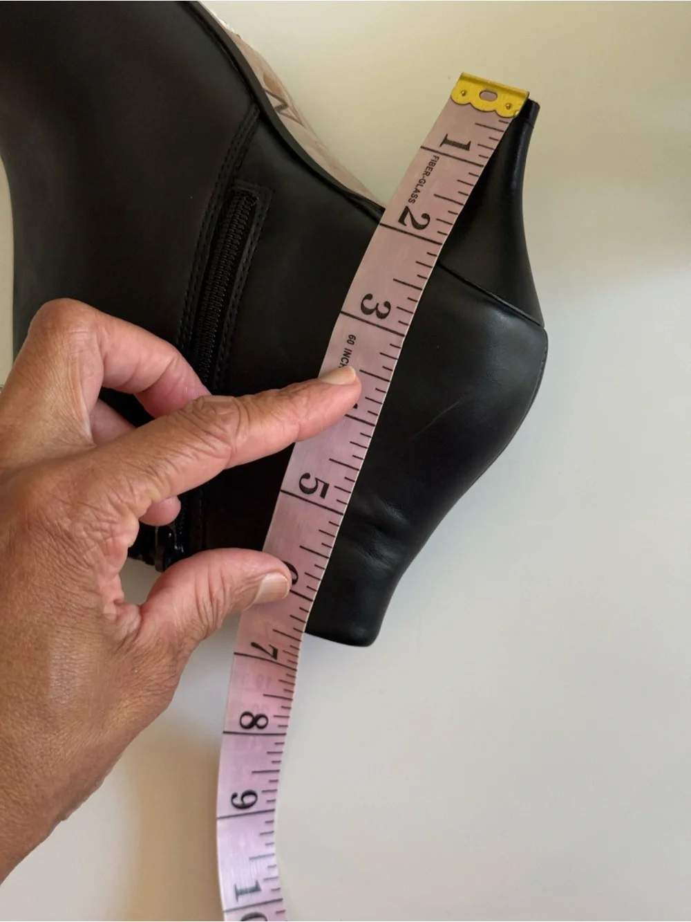 Clarks Linvale Sea Black Leather Ankle Booties